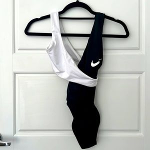 Nike Color-Block Crossover One-Piece Swimsuit NWT XS